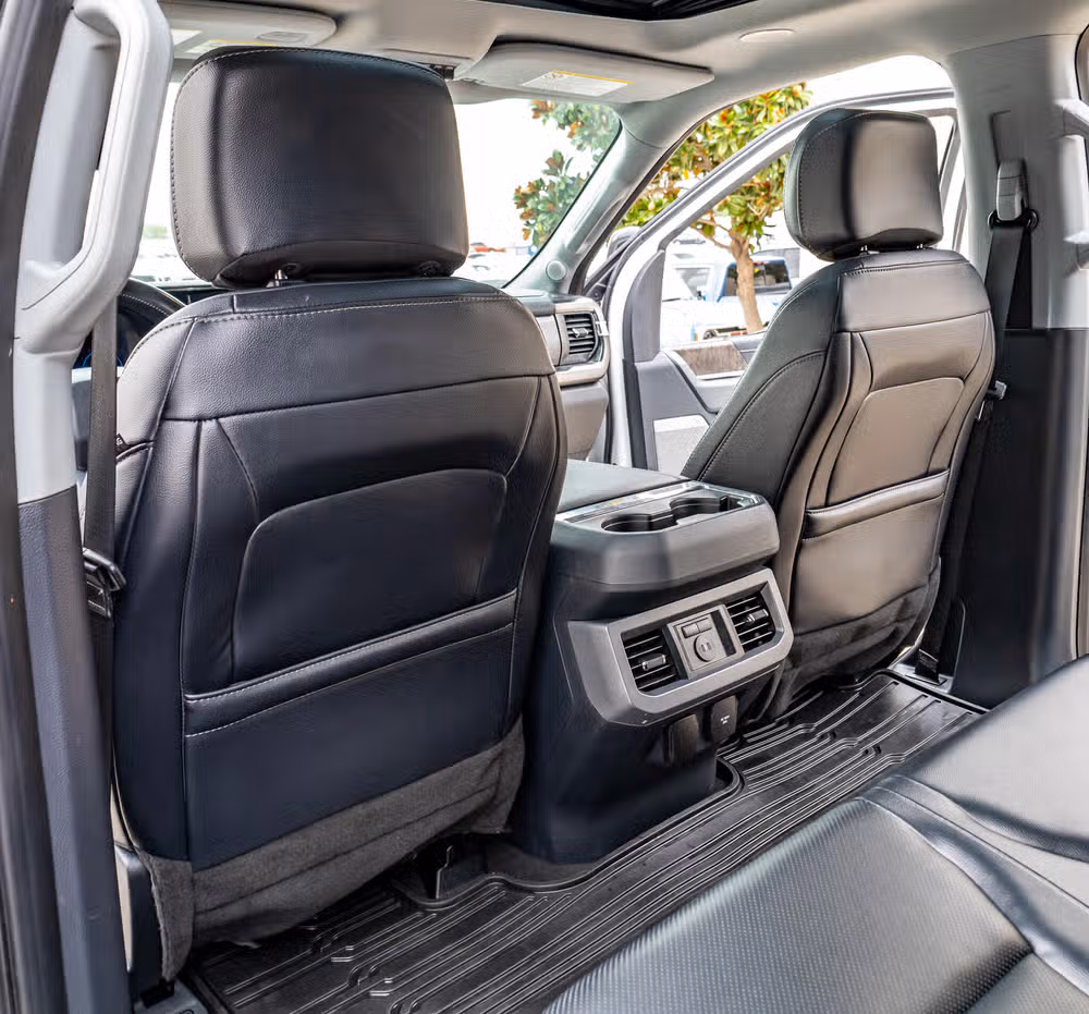 2024 Ford F-350 Super Duty Lariat Crew Cab Image 36