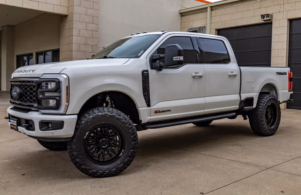 2024 Ford F-350 Super Duty Lariat Crew Cab