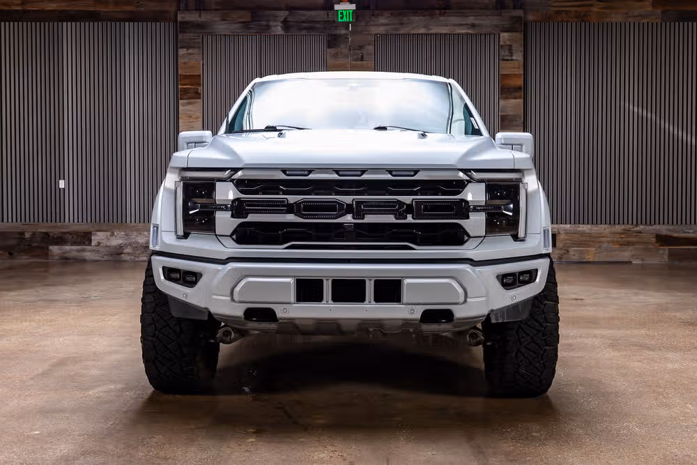 2025 Ford F-150 Raptor SuperCrew Image 2