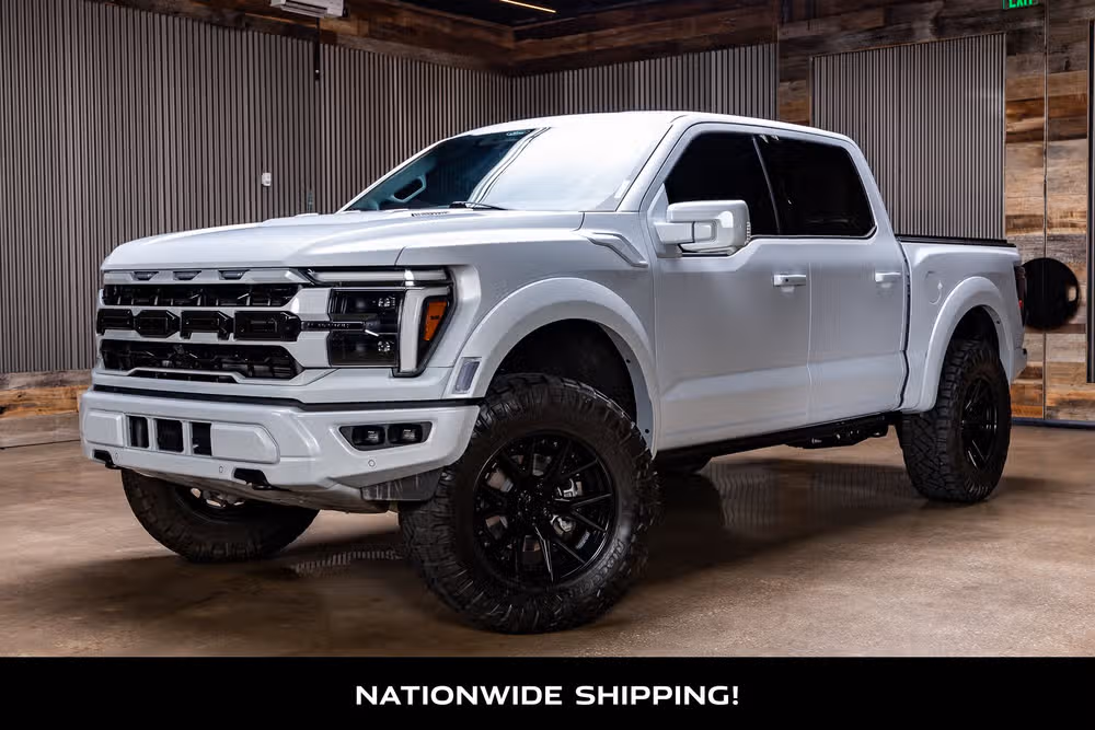 2025 Ford F-150 Raptor SuperCrew Image 4