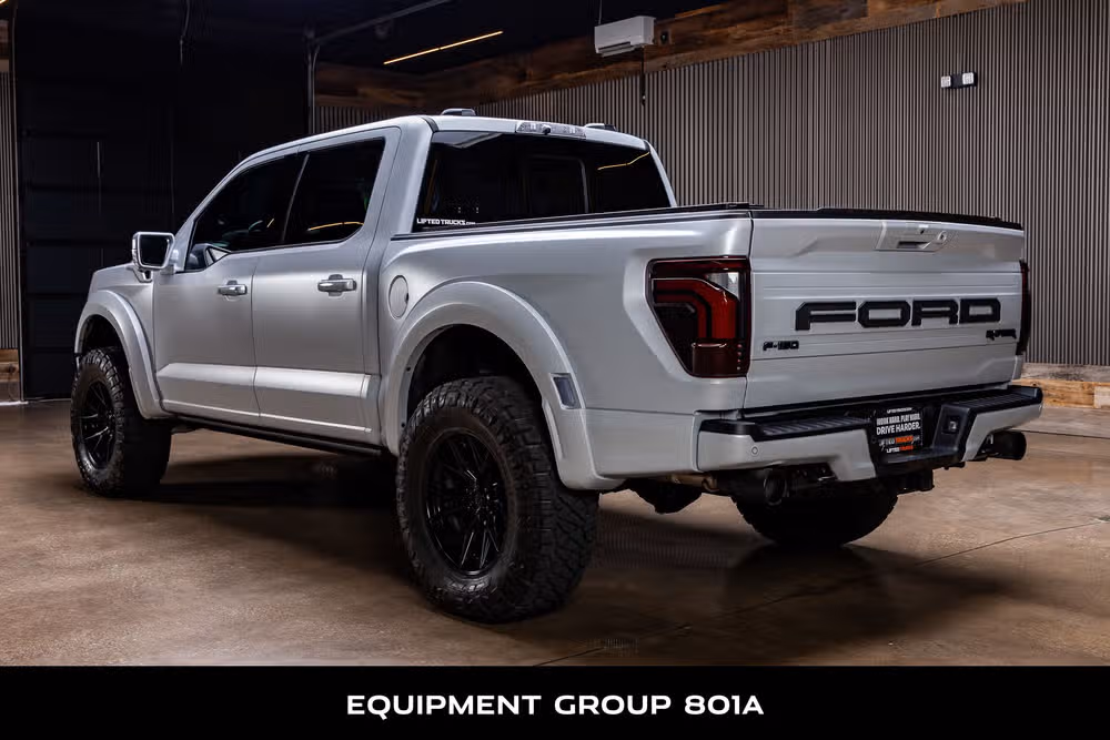 2025 Ford F-150 Raptor SuperCrew Image 6