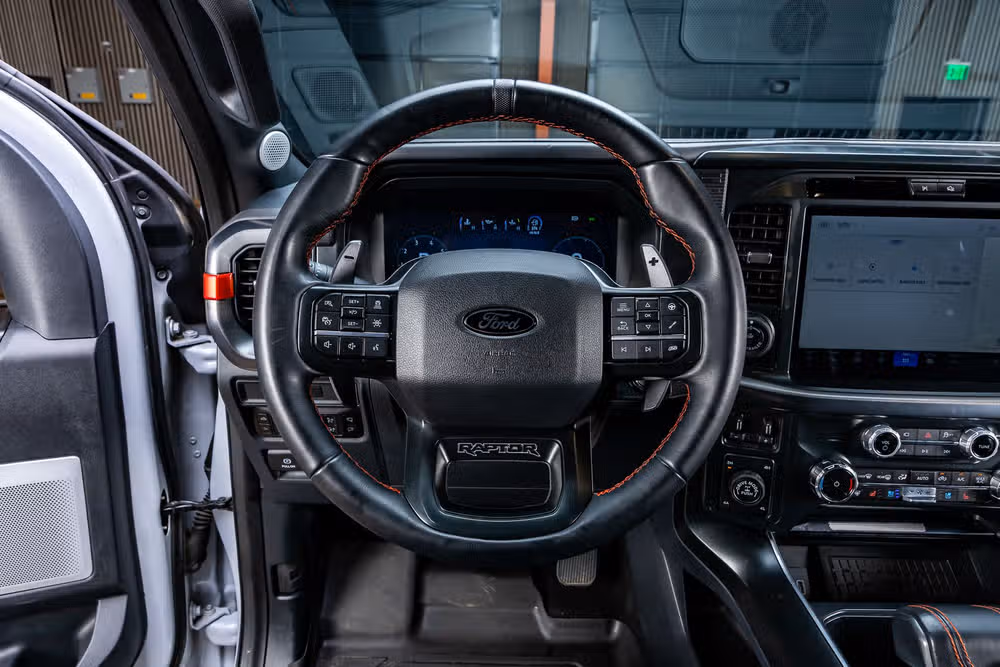2025 Ford F-150 Raptor SuperCrew Image 18