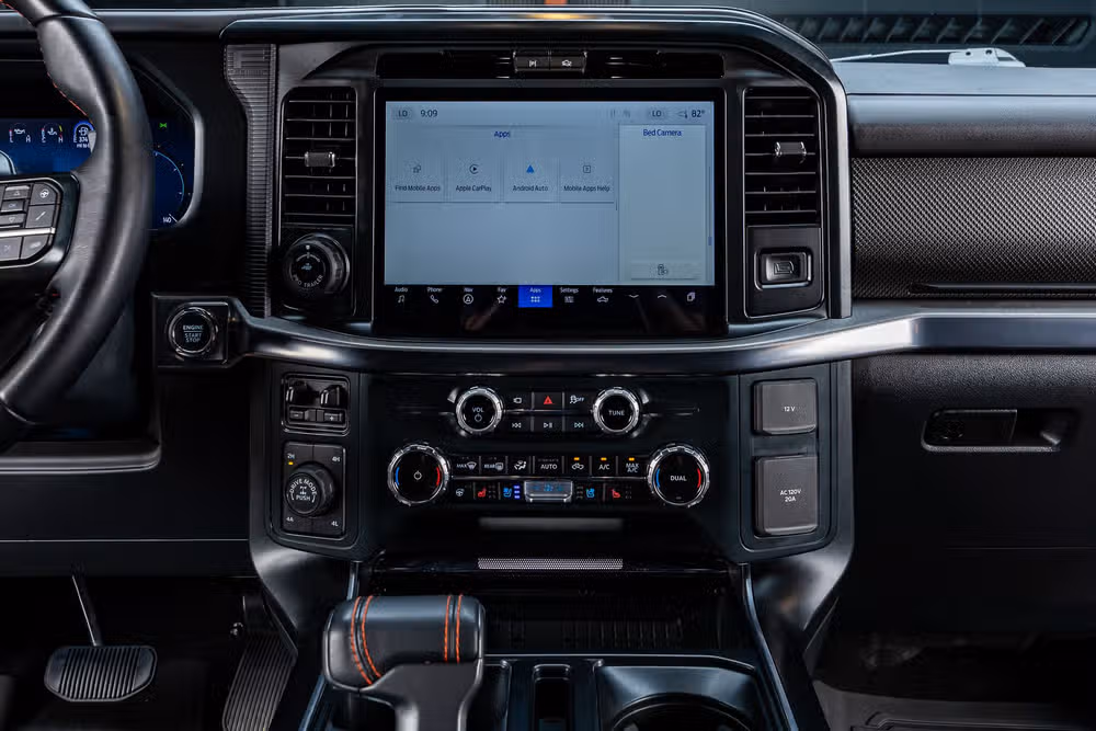 2025 Ford F-150 Raptor SuperCrew Image 24