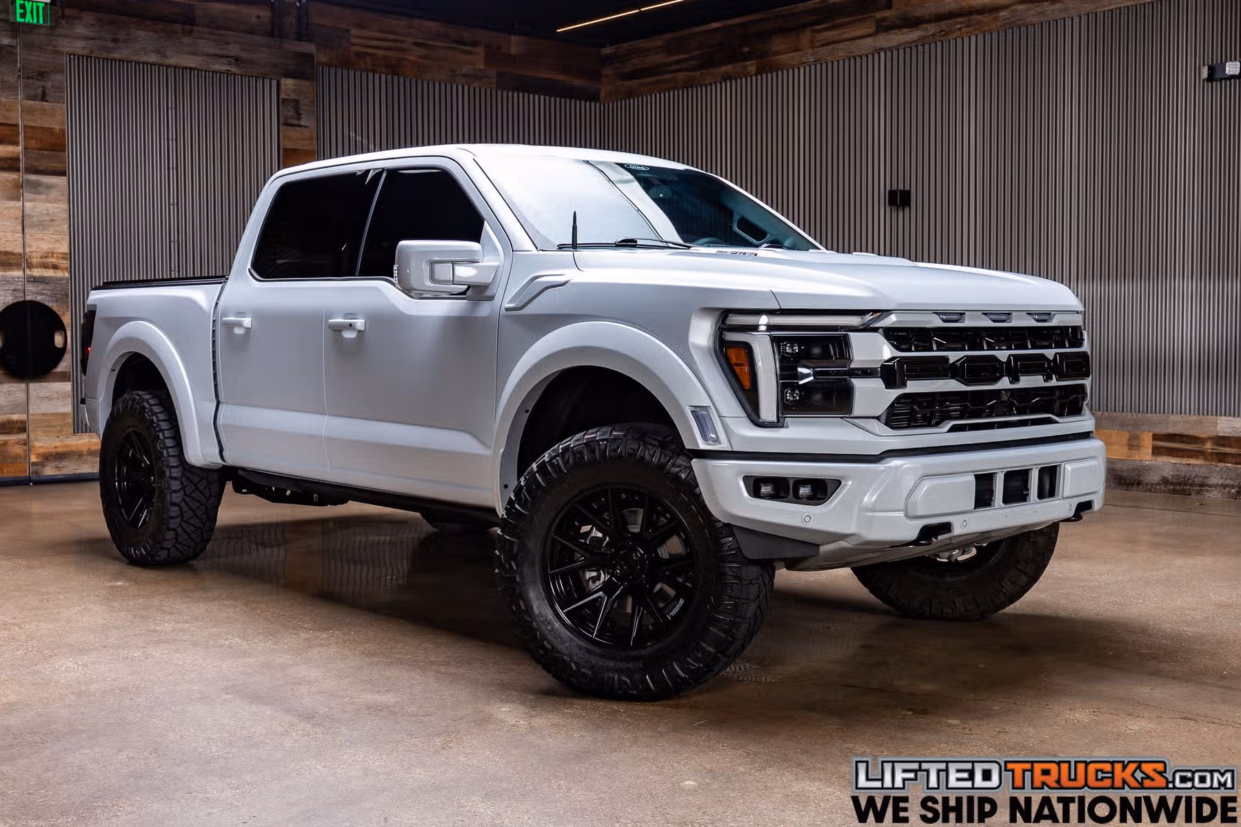 2025 Ford F-150 Raptor SuperCrew Image 1