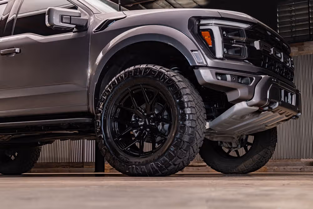 2024 Ford F-150 Raptor SuperCrew Image 11