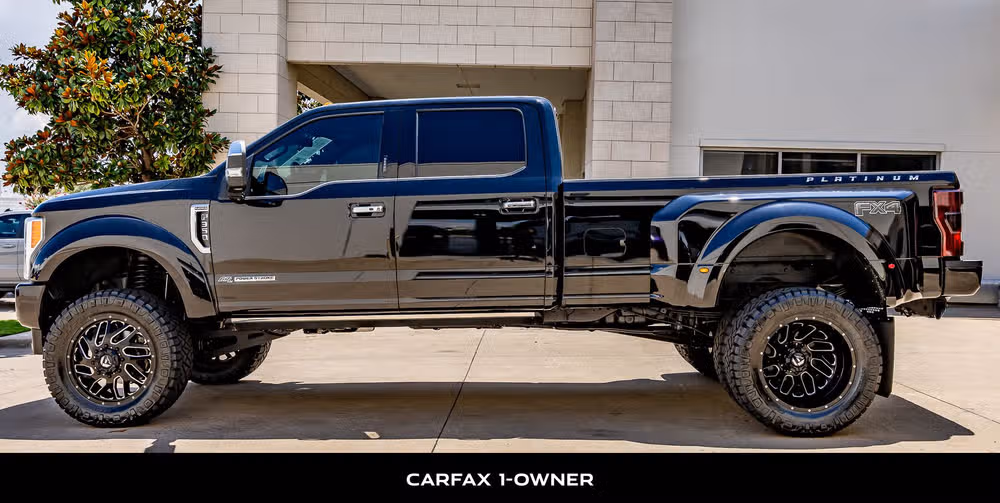 2019 Ford F-350 Super Duty Platinum Crew Cab Image 5
