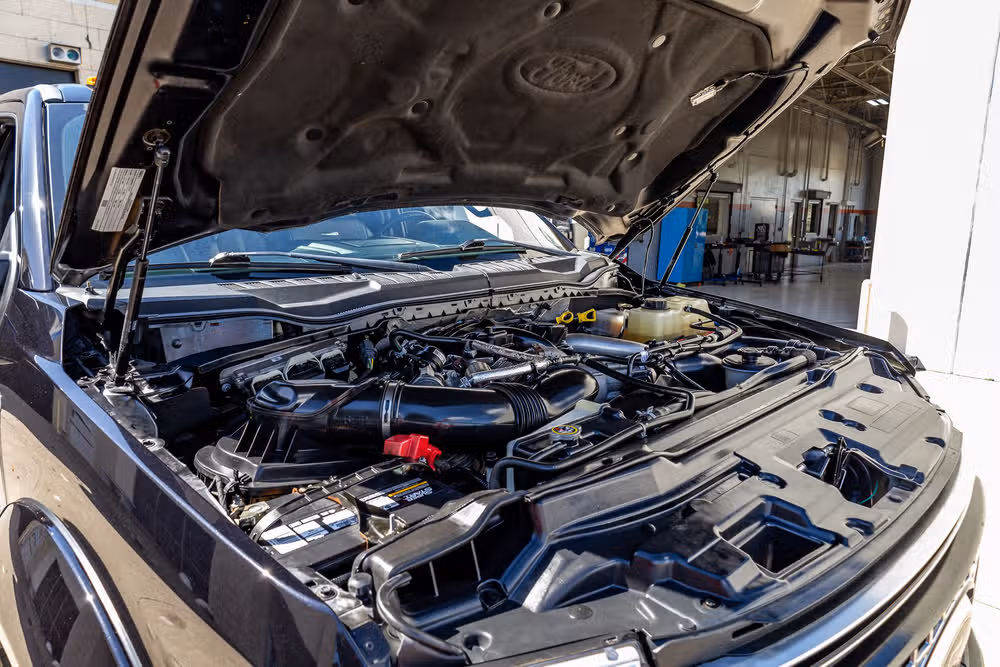 2019 Ford F-350 Super Duty Platinum Crew Cab Image 40