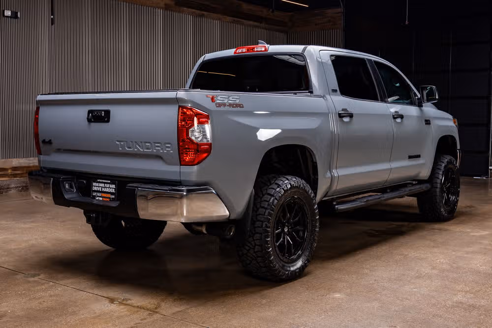 2020 Toyota Tundra SR5 CrewMax Image 10