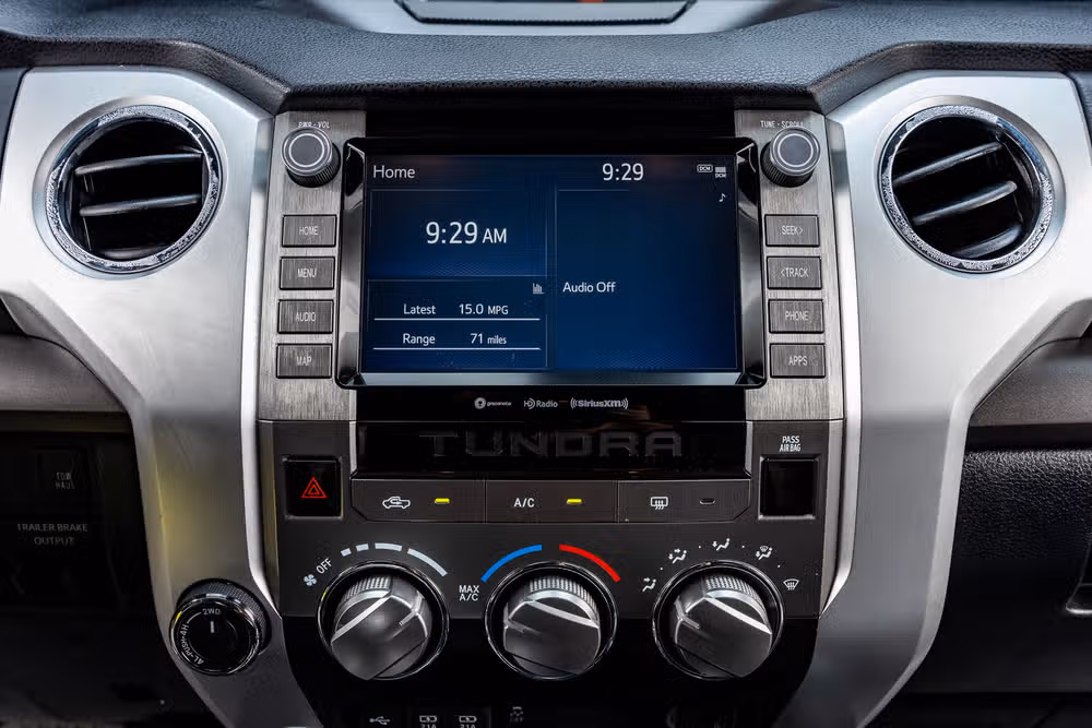 2020 Toyota Tundra SR5 CrewMax Image 25