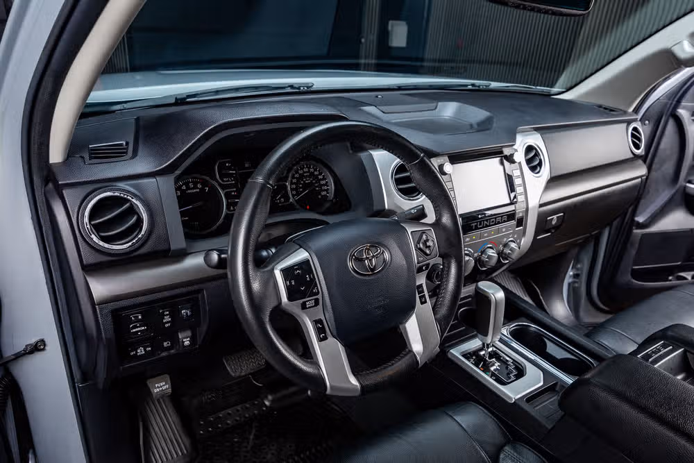 2020 Toyota Tundra SR5 CrewMax Image 17