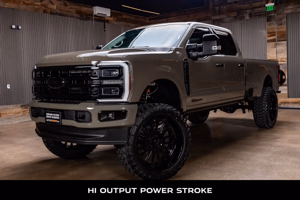 2026 Ford F-350 Super Duty Platinum Plus Crew Cab Image 5