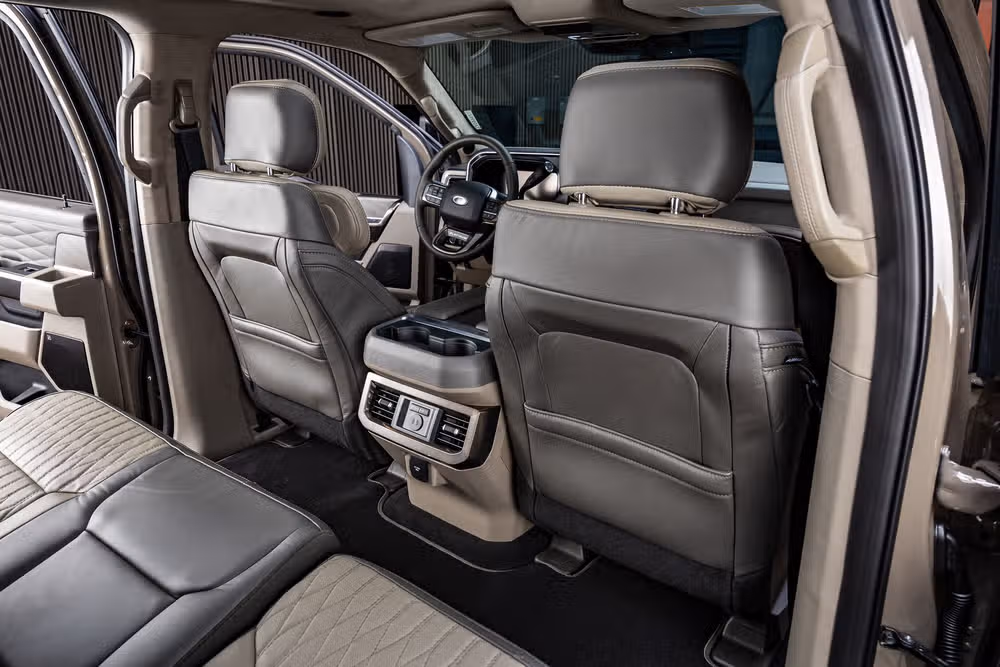2026 Ford F-350 Super Duty Platinum Plus Crew Cab Image 34