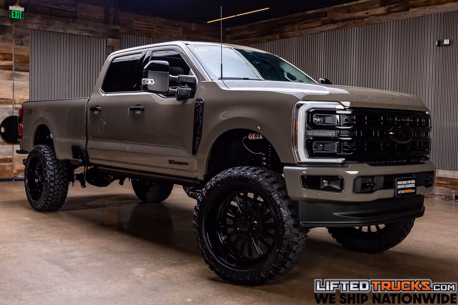 2026 Ford F-350 Super Duty Platinum Plus Crew Cab Image 1