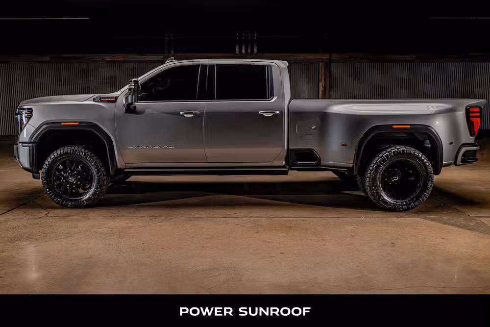 2025 GMC Sierra 3500HD Denali Crew Cab Image 6