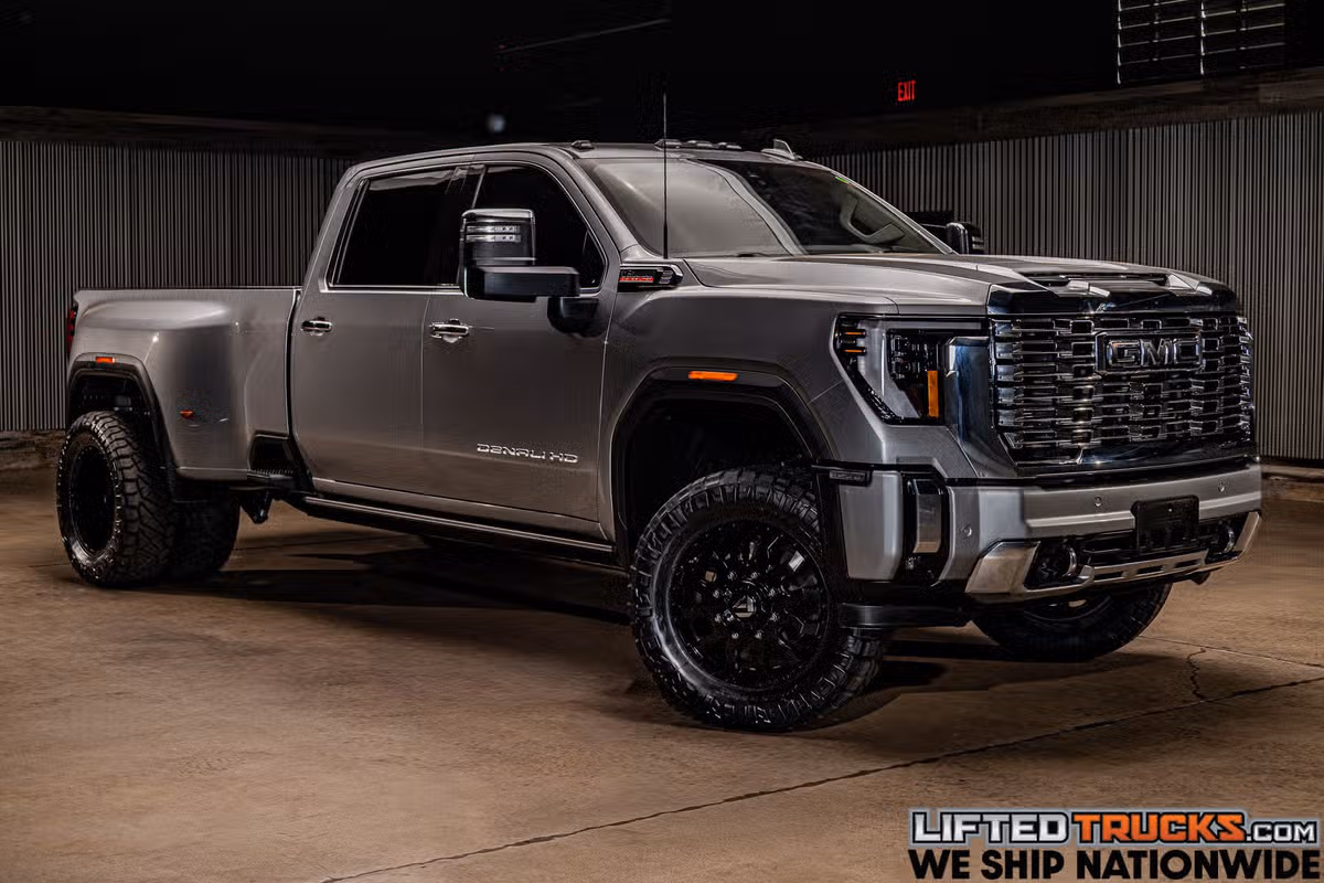 2025 GMC Sierra 3500HD Denali Crew Cab