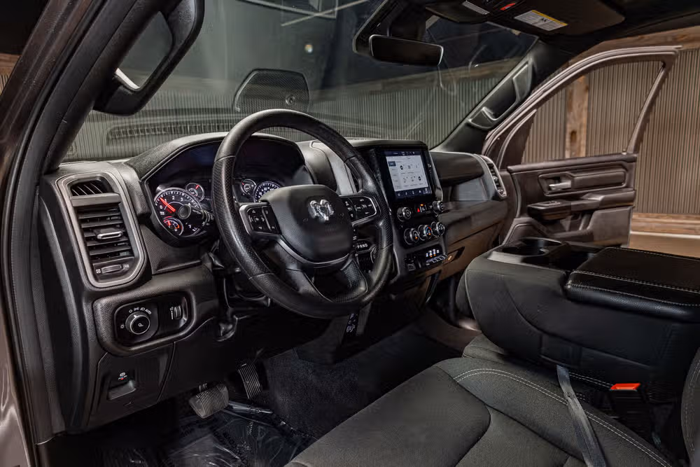 2025 Ram 1500 Tradesman Crew Cab Image 13