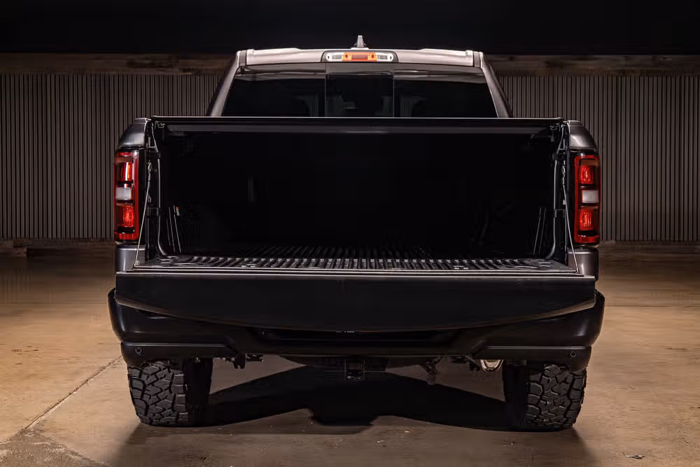 2025 Ram 1500 Tradesman Crew Cab Image 9