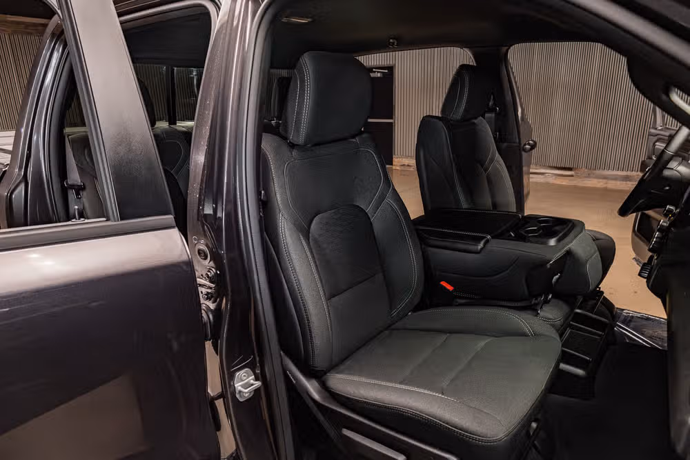 2025 Ram 1500 Tradesman Crew Cab Image 24