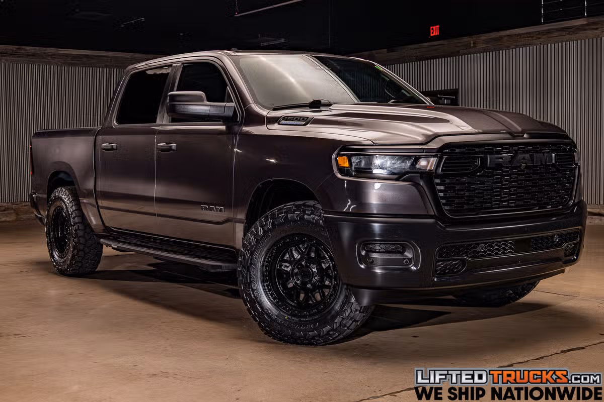 2025 Ram 1500 Tradesman Crew Cab