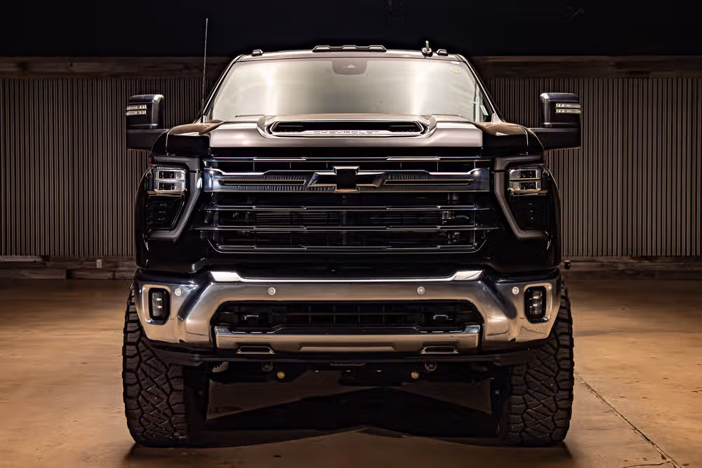 2024 Chevrolet Silverado 2500HD LTZ Crew Cab Image 2