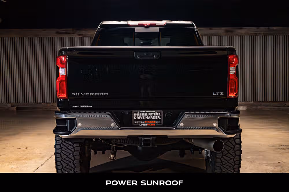 2024 Chevrolet Silverado 2500HD LTZ Crew Cab Image 7