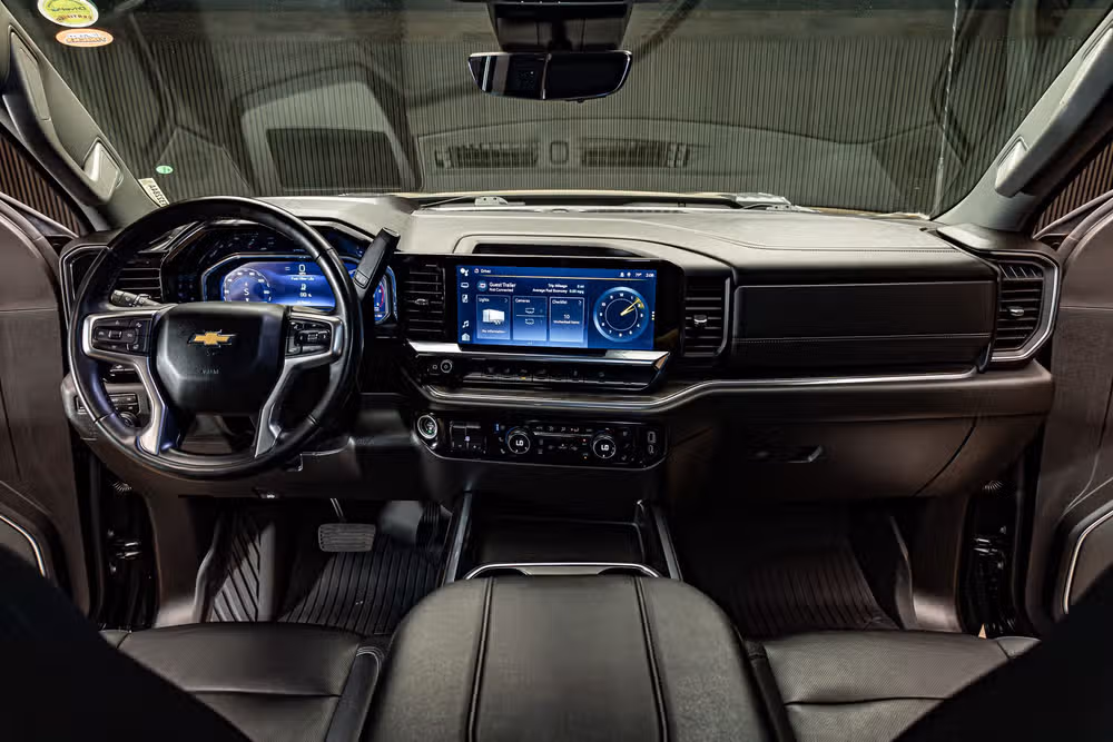 2024 Chevrolet Silverado 2500HD LTZ Crew Cab Image 17