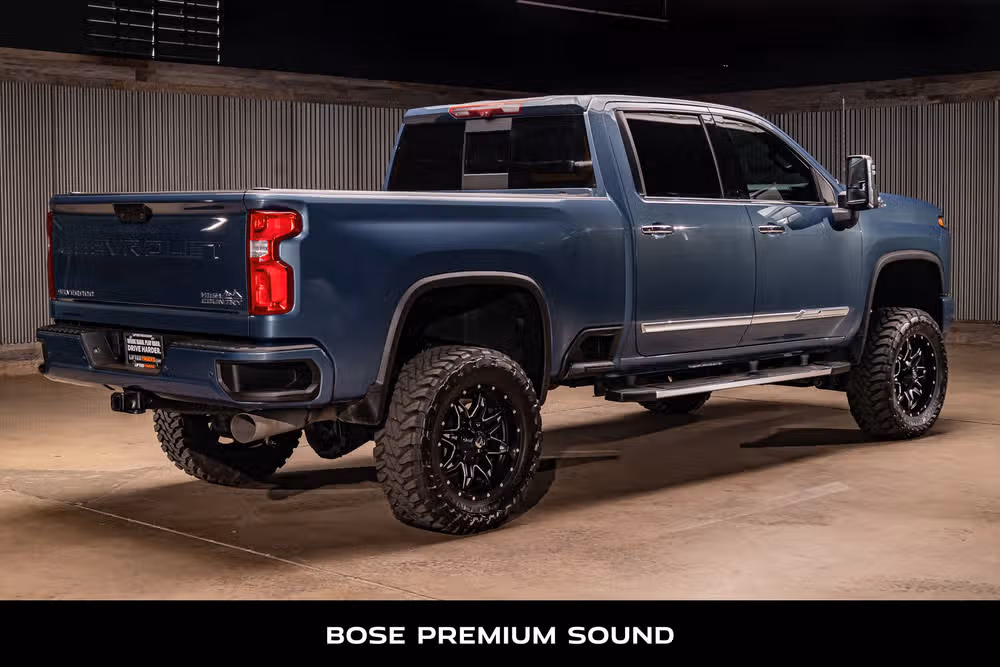 2024 Chevrolet Silverado 2500HD High Country Crew Cab Image 9
