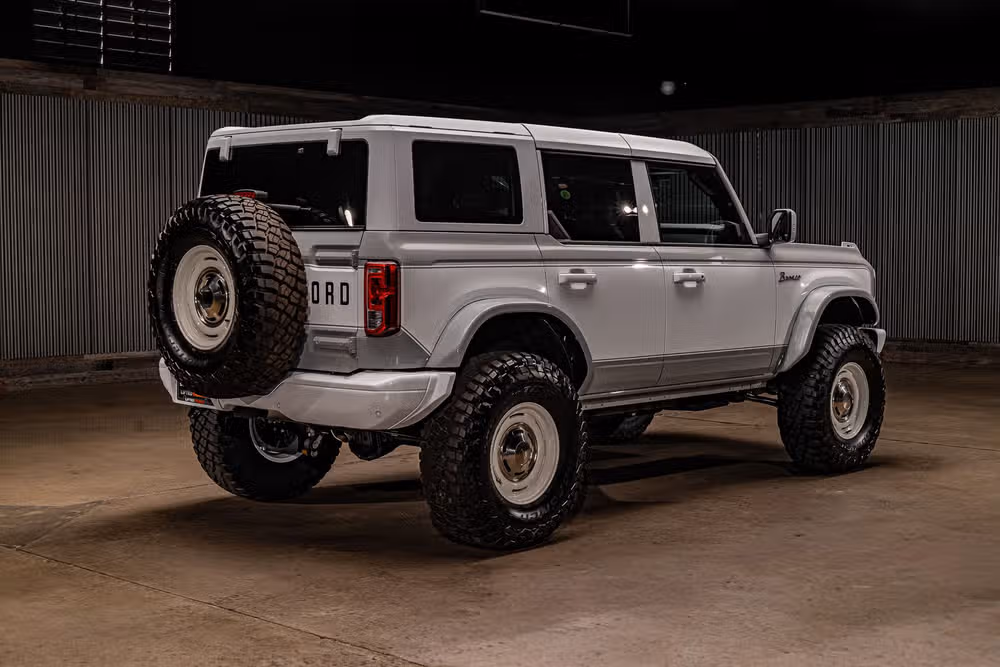 2026 Ford Bronco Heritage Edition Image 10