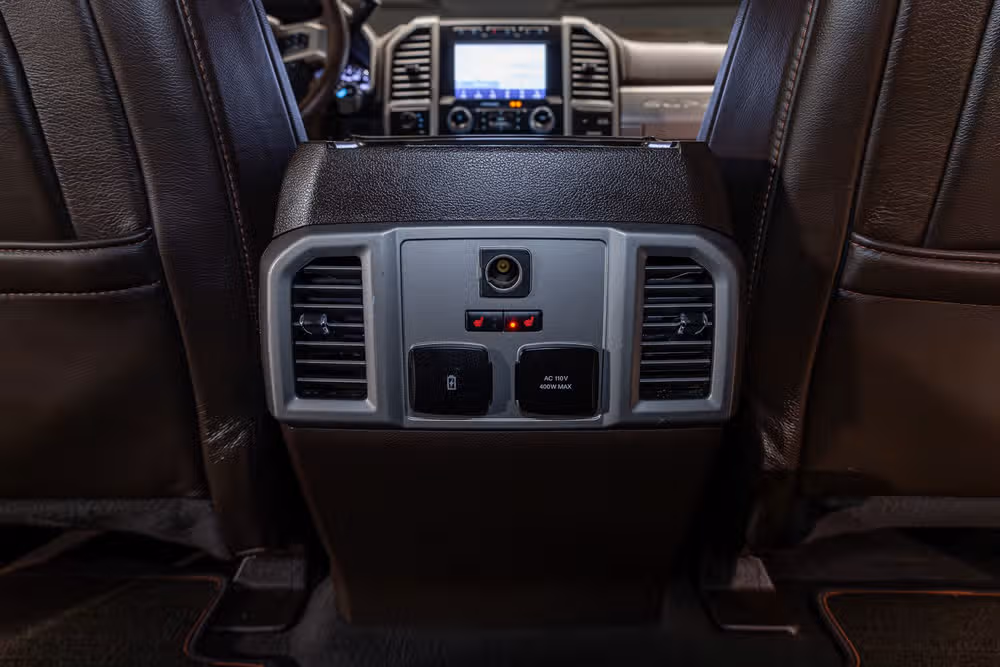 2020 Ford F-350 Super Duty King Ranch Crew Cab Image 23