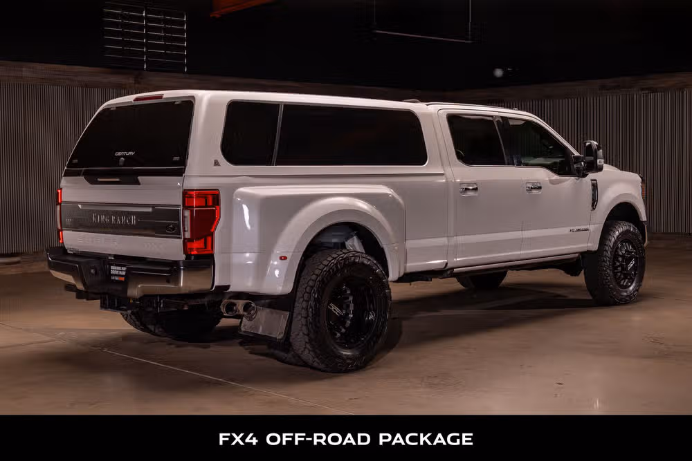 2020 Ford F-350 Super Duty King Ranch Crew Cab Image 9