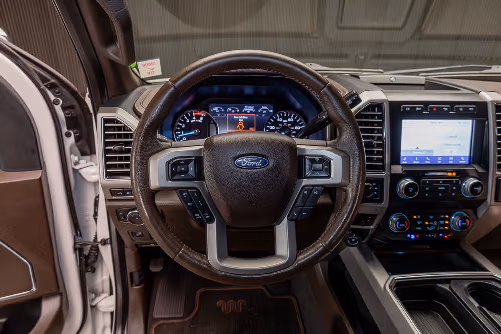 2020 Ford F-350 Super Duty King Ranch Crew Cab Image 14