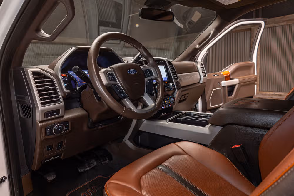 2020 Ford F-350 Super Duty King Ranch Crew Cab Image 13