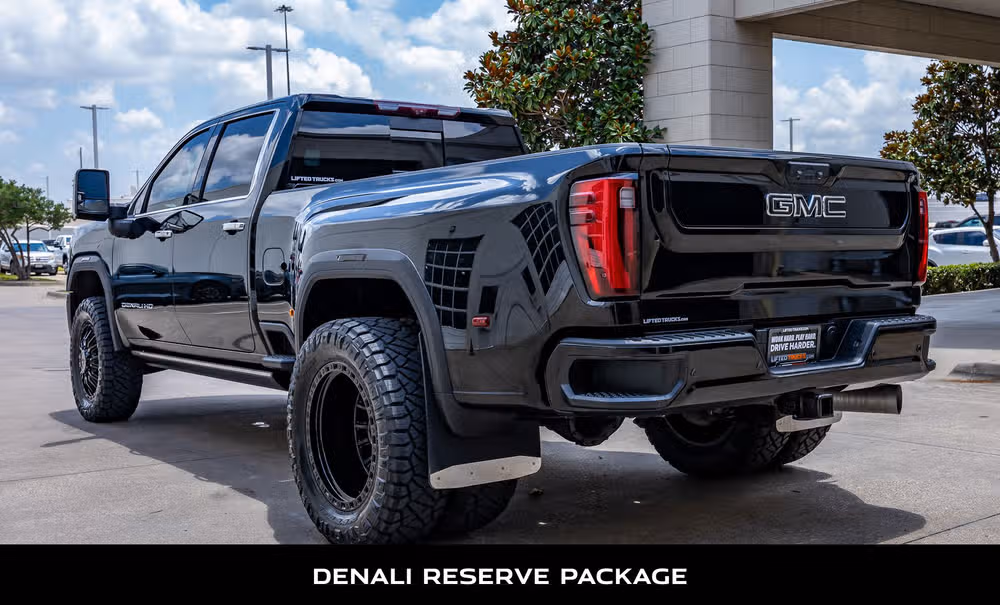 2024 GMC Sierra 3500HD Denali Crew Cab Image 7