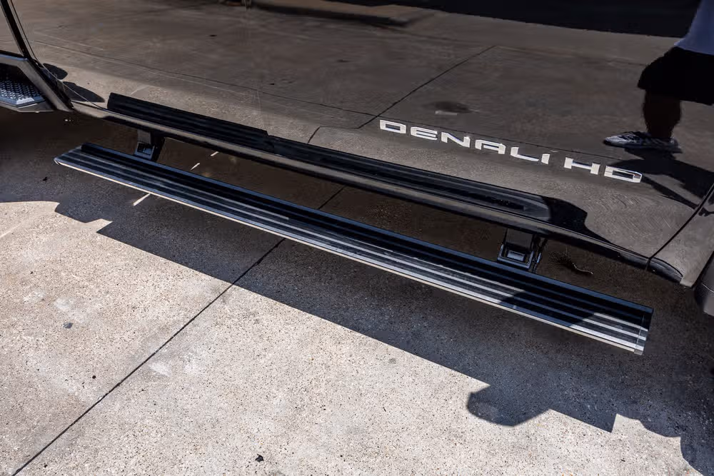 2024 GMC Sierra 3500HD Denali Crew Cab Image 13