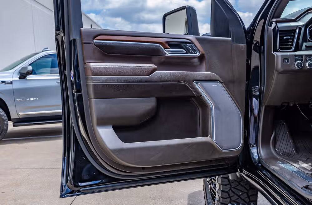 2024 GMC Sierra 3500HD Denali Crew Cab Image 37