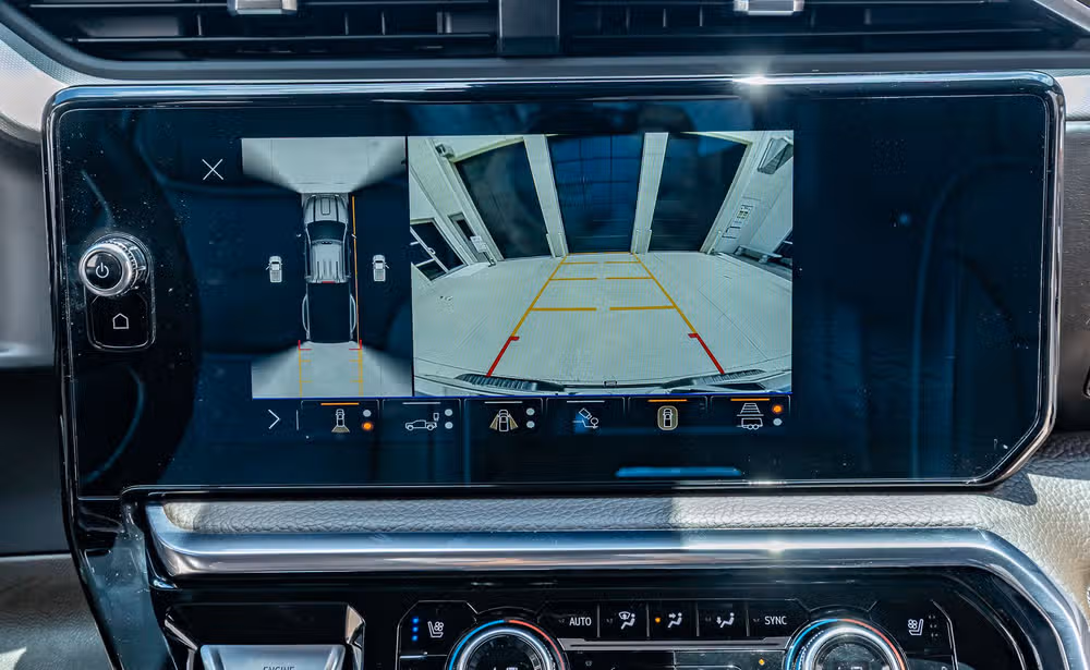 2024 GMC Sierra 3500HD Denali Crew Cab Image 26