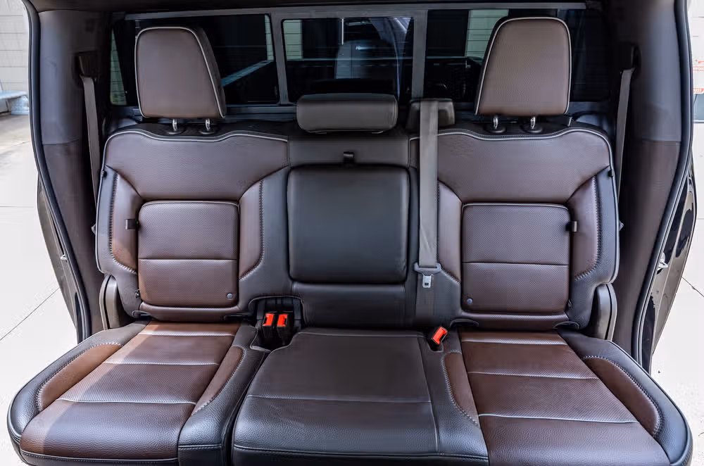 2024 GMC Sierra 3500HD Denali Crew Cab Image 36
