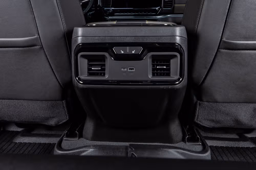 2025 Chevrolet Silverado 2500HD ZR2 Crew Cab Image 33
