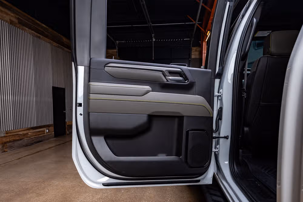 2025 Chevrolet Silverado 2500HD ZR2 Crew Cab Image 38