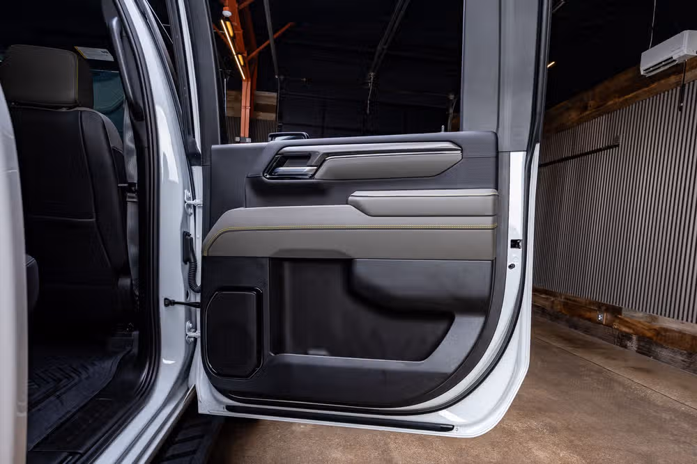 2025 Chevrolet Silverado 2500HD ZR2 Crew Cab Image 39