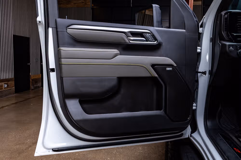 2025 Chevrolet Silverado 2500HD ZR2 Crew Cab Image 36
