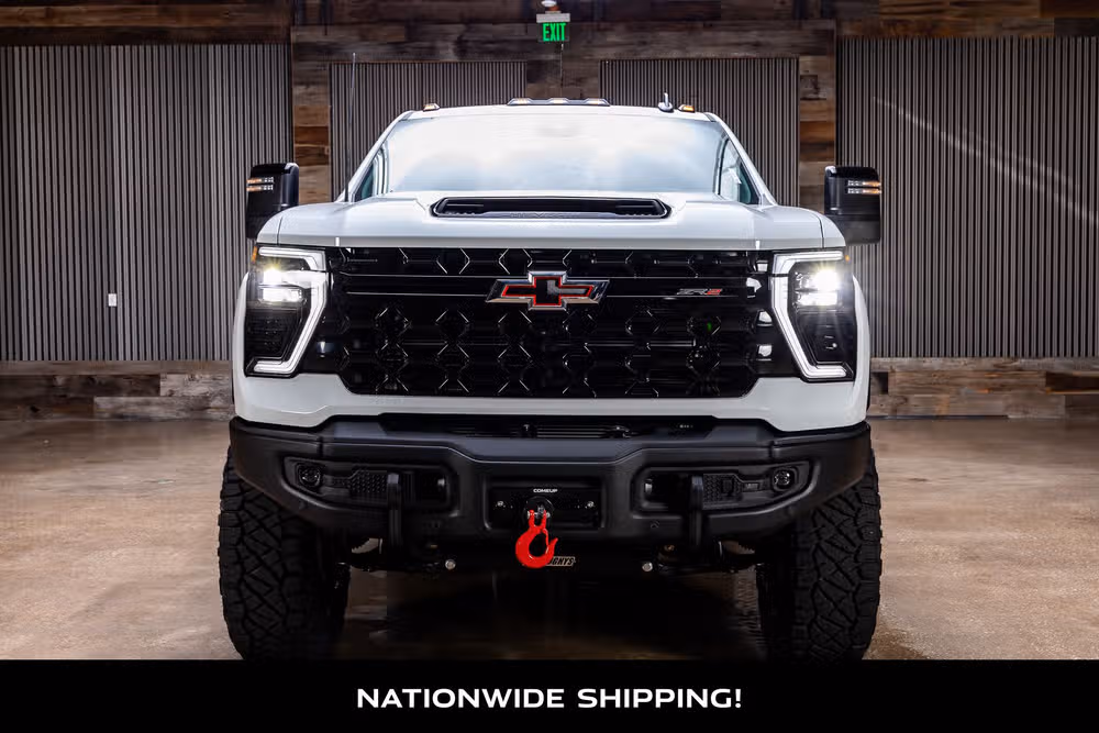 2025 Chevrolet Silverado 2500HD ZR2 Crew Cab Image 4