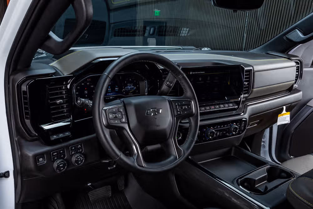 2025 Chevrolet Silverado 2500HD ZR2 Crew Cab Image 17