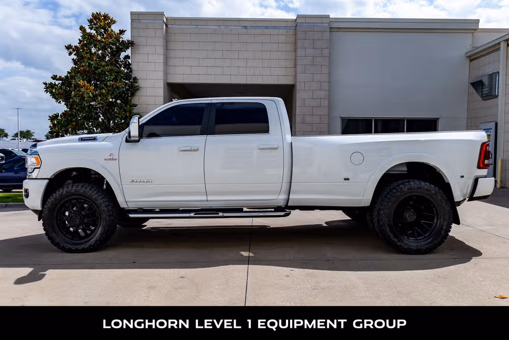 2023 Ram 3500 Limited Longhorn Crew Cab Image 6