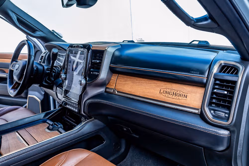 2023 Ram 3500 Limited Longhorn Crew Cab Image 18