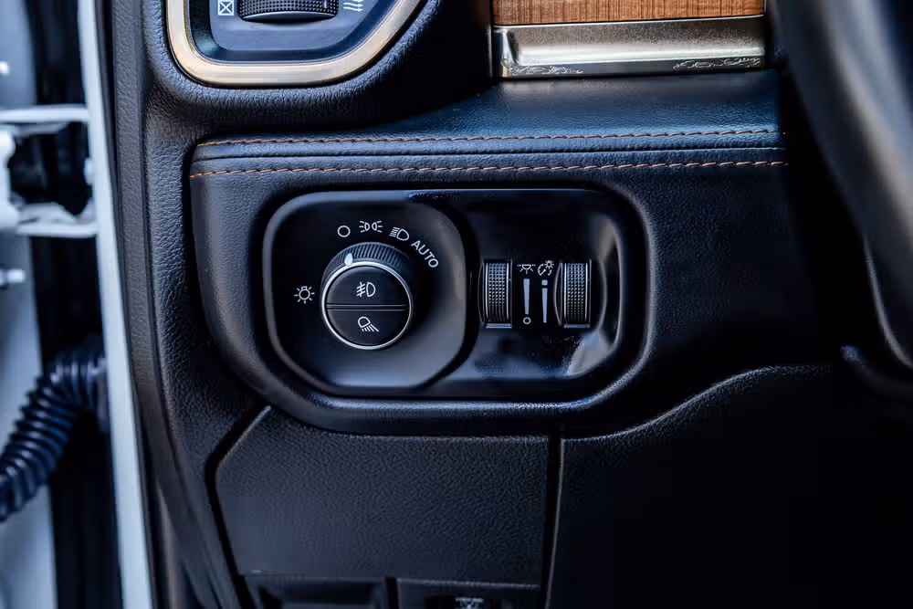 2023 Ram 3500 Limited Longhorn Crew Cab Image 22