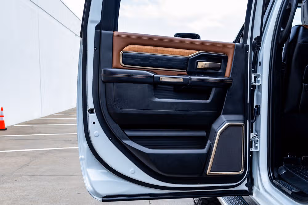 2023 Ram 3500 Limited Longhorn Crew Cab Image 38