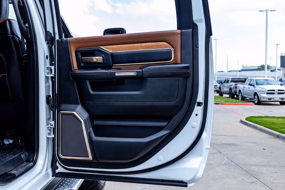 2023 Ram 3500 Limited Longhorn Crew Cab Image 39
