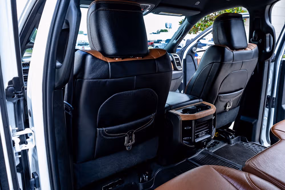 2023 Ram 3500 Limited Longhorn Crew Cab Image 35