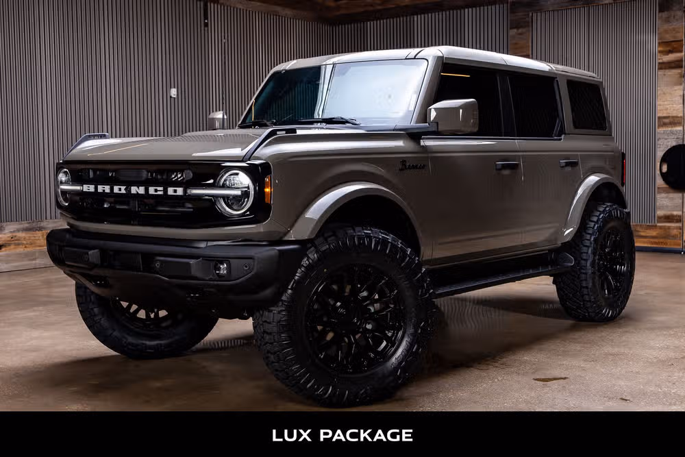 2026 Ford Bronco Outer Banks Image 5